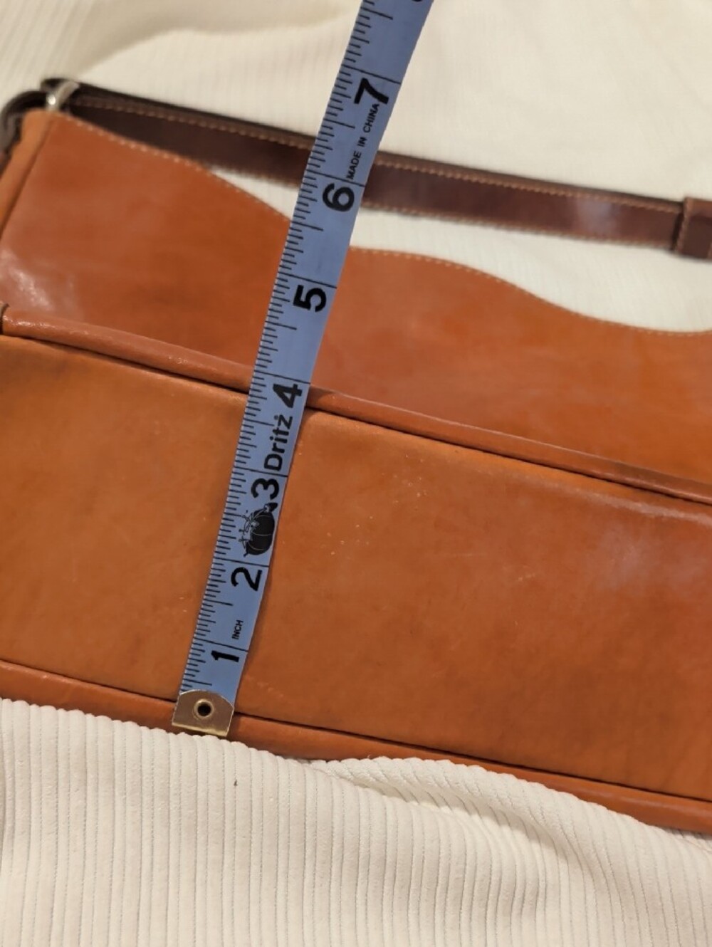 Conte Di Cavour Leather Shoulder Bag in Cognac Orangey Brown - Picture 6 of 15